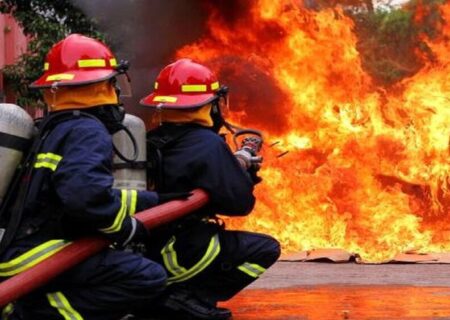 مهار آتش در پالایش نفت آفتاب بندرعباس 