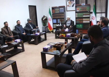 نماینده ولی فقیه در استان هرمزگان:
                                تقویت اندیشکده‌ها در دستور کار جهاد دانشگاهی باشد