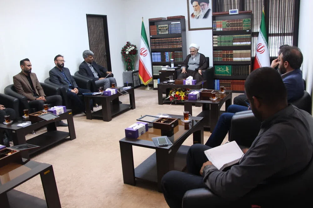 نماینده ولی فقیه در استان هرمزگان:
                                تقویت اندیشکده‌ها در دستور کار جهاد دانشگاهی باشد