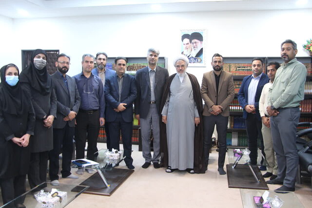 تقویت اندیشکده‌ها در دستور کار جهاد دانشگاهی باشد