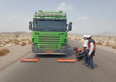 افزایش ثبت تخلف اضافه‌ بار کامیون داران در محورهای هرمزگان