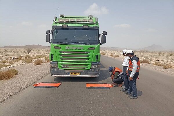 افزایش ثبت تخلف اضافه‌ بار کامیون داران در محورهای هرمزگان