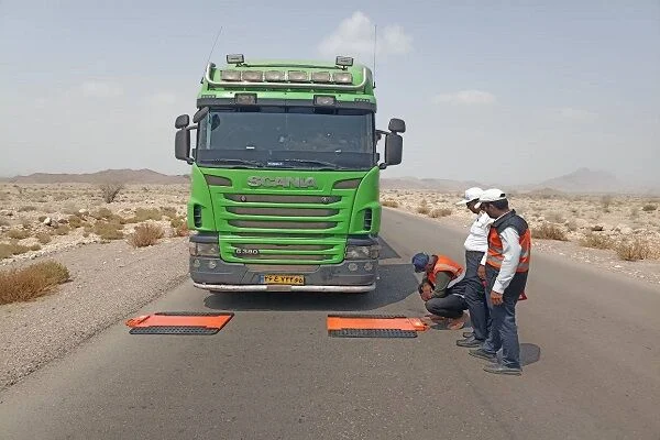 افزایش ثبت تخلف اضافه بار کامیون داران در محورهای هرمزگان