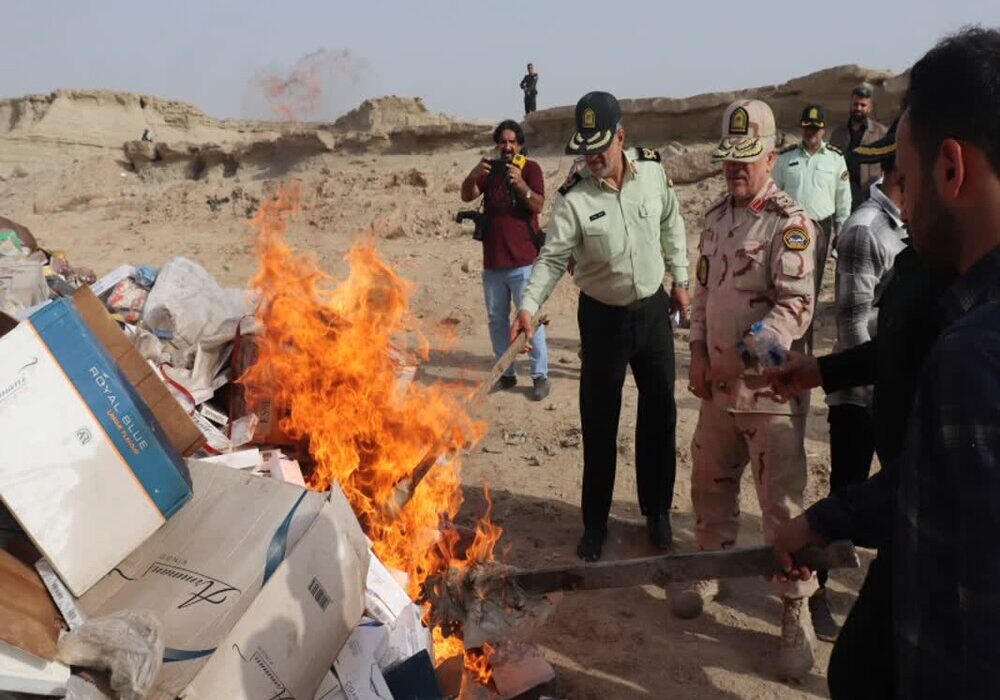 امحاء بالغ بر ۵۲ تن کالای قاچاق در هرمزگان