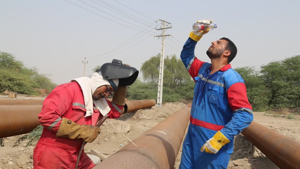 انتقال بیش از ۲ میلیارد متر مکعب گاز با وجود گرمای طاقت‌فرسا