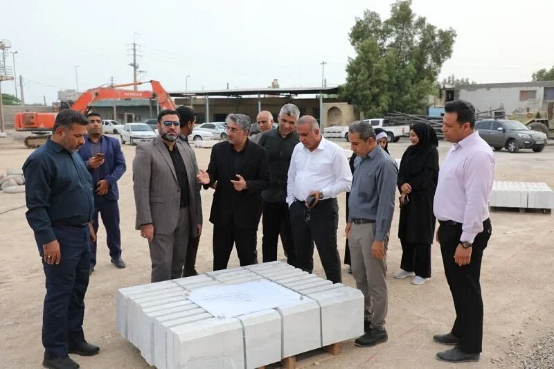 دادستان شهر بندرعباس:
توجه به مبلمان شهری منجر به کاهش وقوع جرم میشود