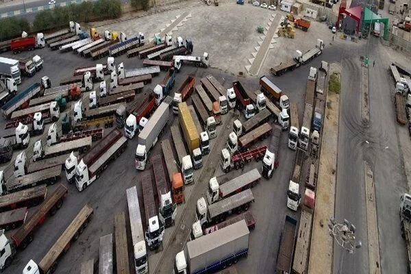 رشد ۸ درصدی نوبت و بارگیری در پایانه بار بندرعباس