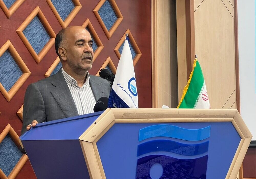 مدیرعامل آب و فاضلاب استان هرمزگان
                                ۳۵ هزار متر مکعب به ظرفیت آب‌شیرین‌کن‌های هرمزگان اضافه می‌شود
