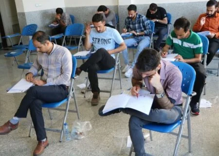 مدیرعامل شرکت پالایش نفت بندرعباس خبرداد
                                ‌جذب  ۹۰۲ نفر در شرکت پالایش نفت بندرعباس از طریق برگزاری آزمون استخدامی