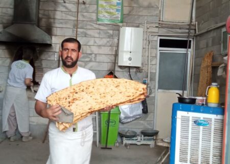 مسئول دفتر هماهنگی امور اقتصادی استانداری هرمزگان:
                                قیمت نان در هرمزگان افزایشی نداشته است