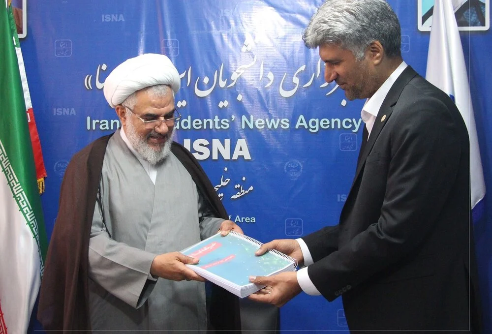 نماینده ولی فقیه در استان هرمزگان:
ایسنا اعتماد جامعه را جلب کرده است/باید دانشگاهها، جهاددانشگاهی را در کنار خود ببینند