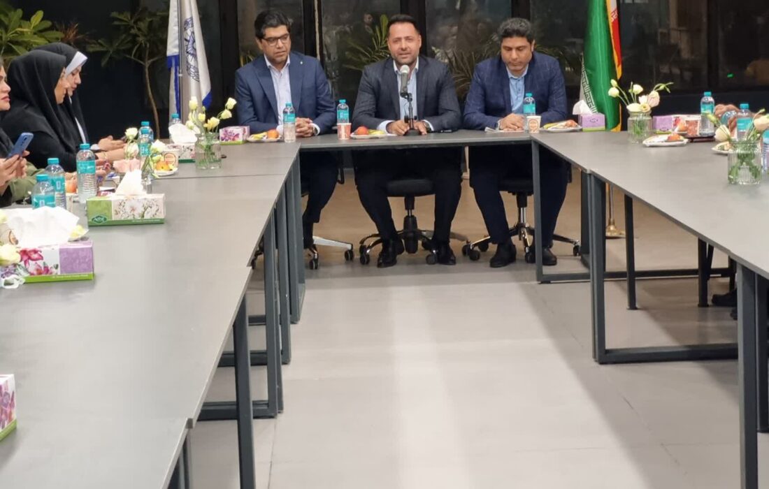 وجه مشترک وکالت و خبرنگاری استقلال است / ۱۵۰ وکیل در بندرعباس فعالیت می کنند