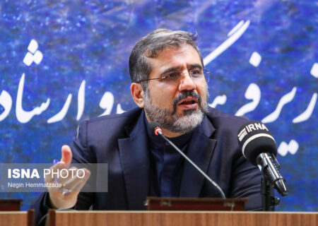 وزیر ارشاد:
                                مراسم‌های دینی و سنتی سنگر فرهنگی کشور محسوب می‌شوند