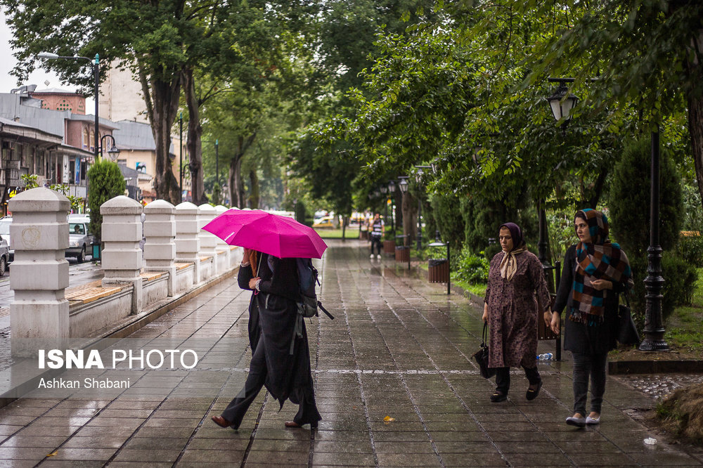 کارشناس هواشناسی هرمزگان خبرداد
                                پیش‌بینی بارش پراکنده در هرمزگان