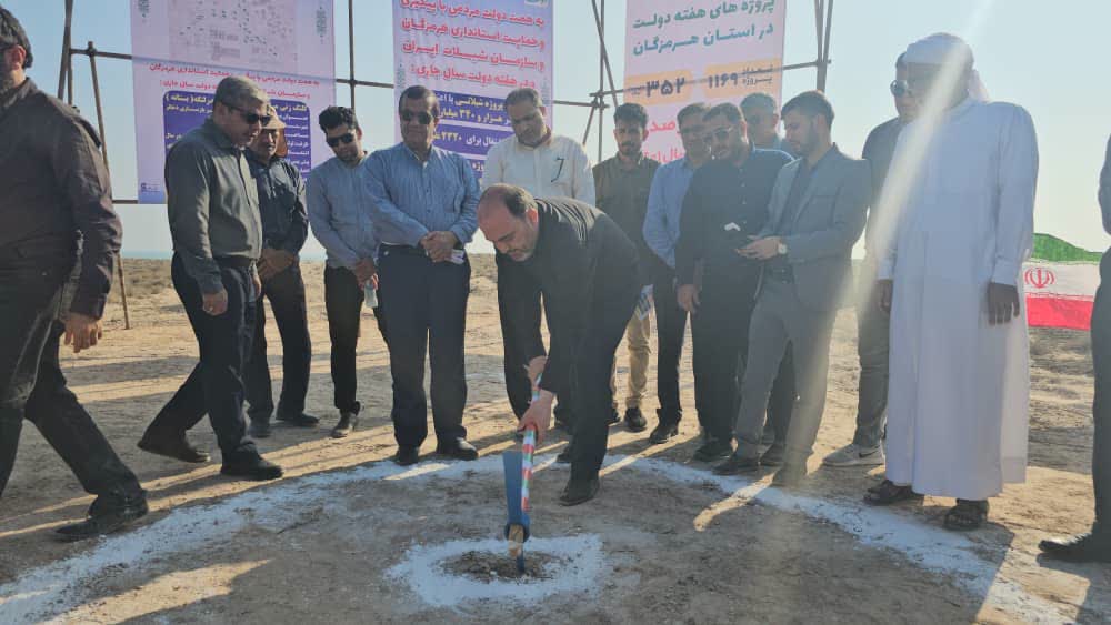 کلنگ زنی مرکز بازسازی ذخایر آبزیان بستانه با ظرفیت ۵ میلیون قطعه بچه ماهی