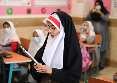 استاندار هرمزگان:
                                برای آغاز سال تحصیلی در هرمزگان آمادگی کامل وجود دارد