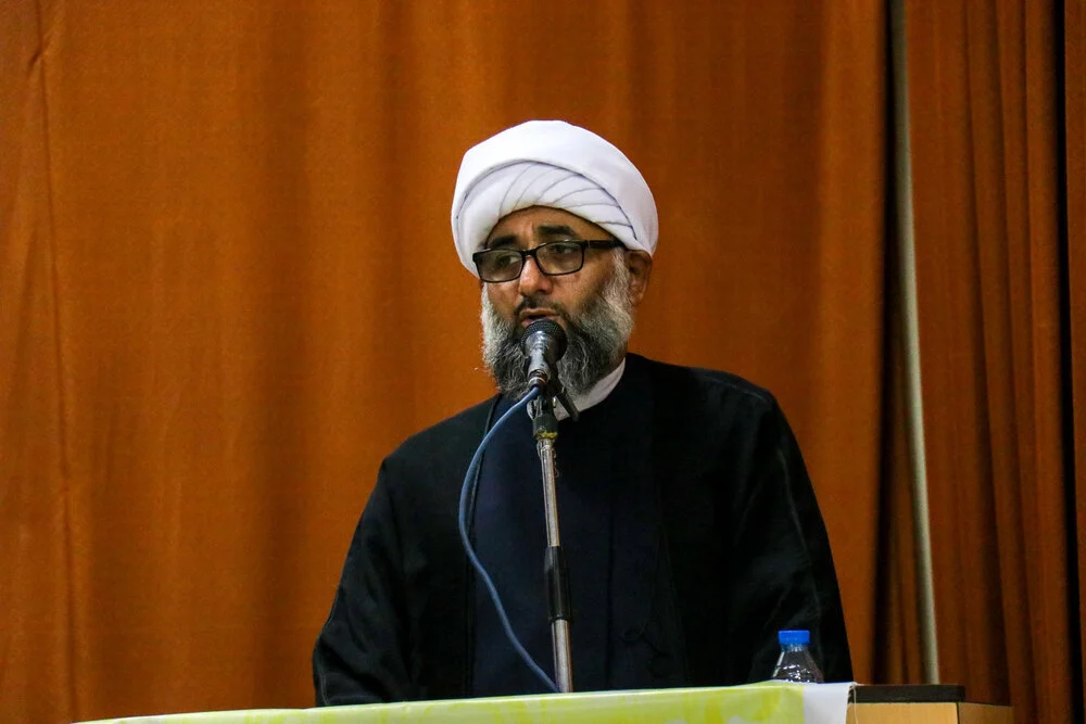 امام‌جمعه سابق حاجی‌آباد:
                                هماهنگی خوبی میان اجزای حاکمیت در حاجی‌آباد حاکم است