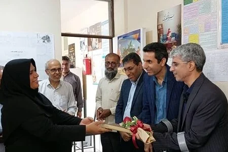تقدیر از بهورزان خانه های بهداشت روستای چاهو و تازیان بالا