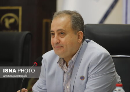 رئیس اتاق بازرگانی، صنایع، معادن و کشاورزی هرمزگان:
                                به دنبال توسعه فعالیت اقتصادی هرمزگان هستیم