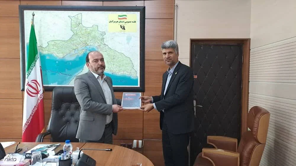 رئیس جهاد دانشگاهی هرمزگان:
اجماع نخبگانی را برای حل مسائل هرمزگان ایجاد خواهیم کرد