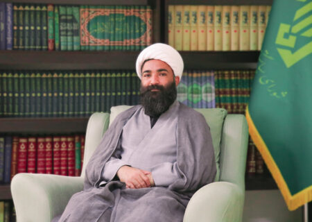 رئیس دفتر شورای سیاستگذاری ائمه جمعه در هرمزگان:
                                ائمه جمعه حاجی آباد و بندرلنگه خداحافظی خواهند کرد