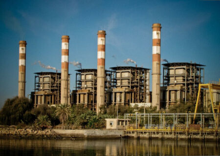 مدیرعامل نیروگاه بخار بندرعباس اعلام کرد
                                تولید بیش از ۳ میلیارد کیلووات‌ساعت برق در نیروگاه بندرعباس