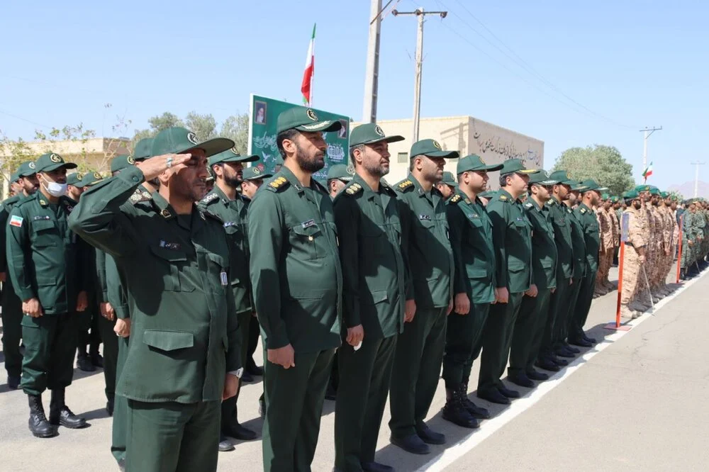 همزمان با آغاز هفته دفاع مقدس
صبحگاه عهدسربازی برگزار میشود