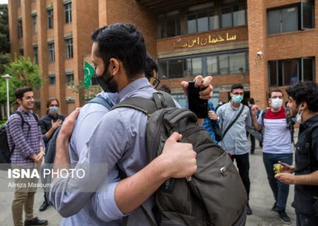 وزیر علوم در جمع خبرنگاران اعلام کرد
                                آغاز سال تحصیلی دانشجویان جدیدالورود از هفته سوم مهر