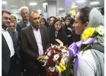 استقبال از هدیه کاظمی ملی پوش قایقرانی دارنده مدال برنز بازیهای آسیایی هانگژو