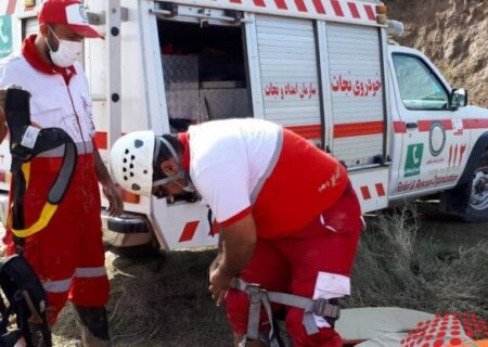 اعزام تیم های ارزیاب در پی وقوع دو زمین لرزه ۵.۳ و ۵.۶ ریشتری بندرعباس