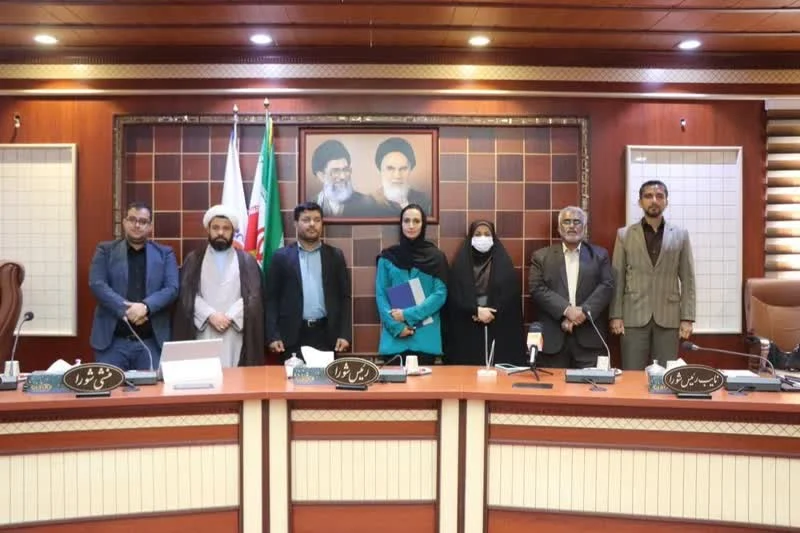 تجلیل شورای شهر بندرعباس از هدیه کاظمی مدال آور بازیهای آسیایی هانگژو