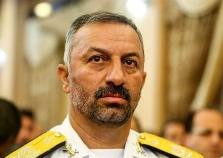 جانشین فرمانده نیروی دریایی ارتش:
                                با همدلی و وحدت بر نظام سلطه غلبه خواهیم کرد