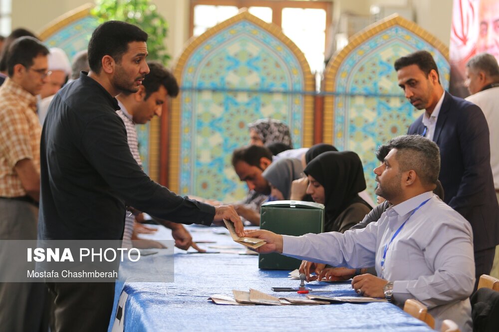 دبیر ستاد انتخابات هرمزگان اعلام کرد
                                نام نویسی نهایی ۱۳ داوطلب کاندیداتوری انتخابات مجلس/ مهلت ثبت نام تمدید نمی‌شود