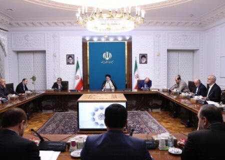 رئیسی در نشست‌ استانداران مطرح کرد
                                ضرورت ایجاد کارگروهی برای واگذاری برخی اختیارات به استانداران