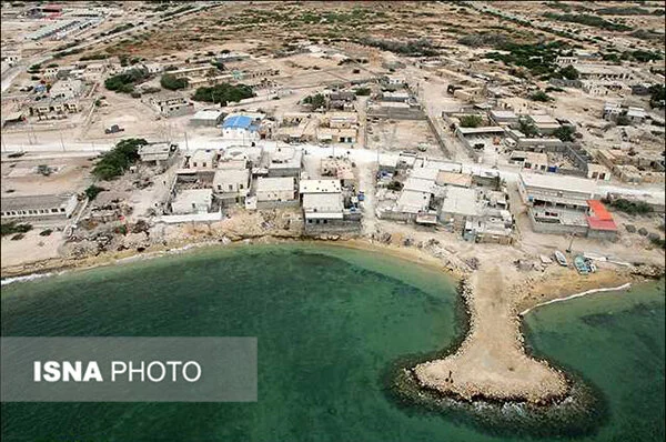 مدیر بنادر و دریانوردی غرب هرمزگان خبر داد:
آغاز مرحله نخست تخصیص اراضی مورد نیاز احداث بندر جدید لنگه