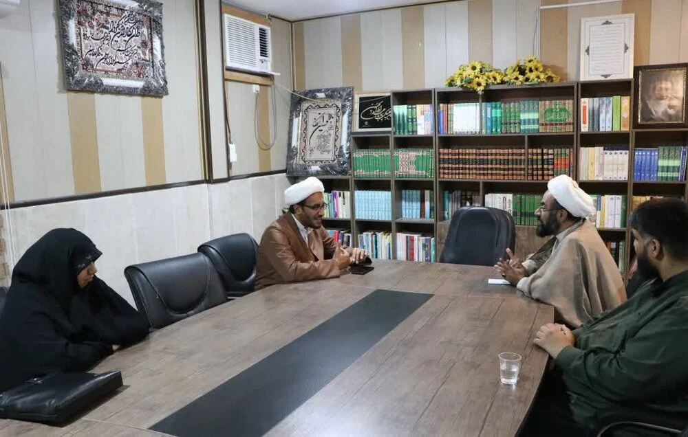 معاون بنیاد ملی نوجوان:
بنیاد ملی نوجوان کنشگران جهاد تبیین تربیت میکند