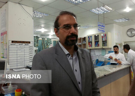 معاون دانشگاه علوم پزشکی هرمزگان خبرداد:
                                قبولی صددرصدی دستیاران داخلی در آزمون تخصصی بورد پزشکی