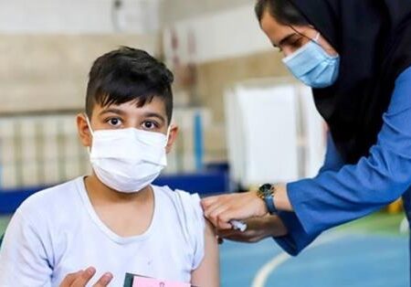 مقابله با بیماری های واگیردار در رودان با تزریق ۱۸ هزار دوز واکسن