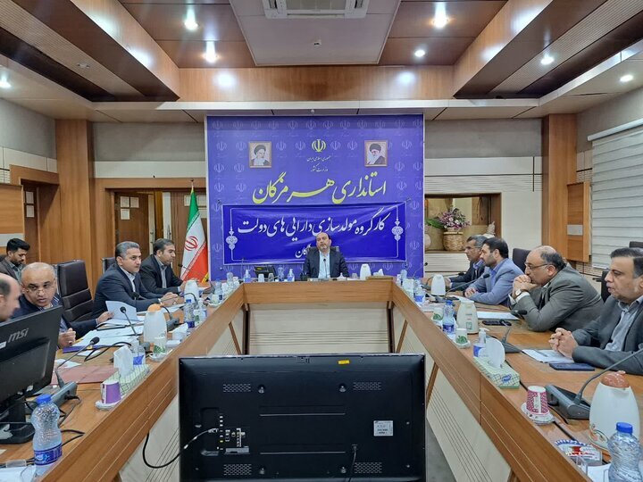 استاندار هرمزگان:
                                منابع حاصل از فروش ساختمان استانداری نباید به وزارت کشور برود