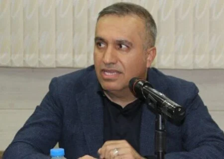 با رای مجموع عمومی تنیس روی میز
                                رئیس جدید هیات تنیس روی میز هرمزگان انتخاب شد