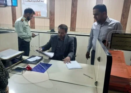بازدید سرزده دادستان بندرعباس از کلانتری‌های سطح شهر