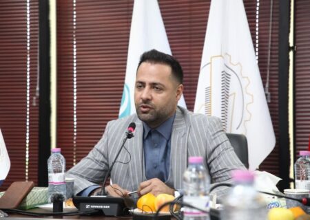 برگزاری همایش اقتصاد دریا محور و اتحادیه کانون های وکلای کشور در کیش
                                رئیس کانون وکلای هرمزگان:  دادگاه های دریایی در کشور نداریم