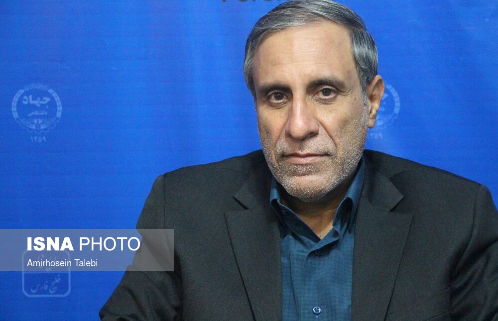 عضومجمع نمایندگان هرمزگان:
                                هرمزگان در بحث بهداشت ودرمان دچار چالش است