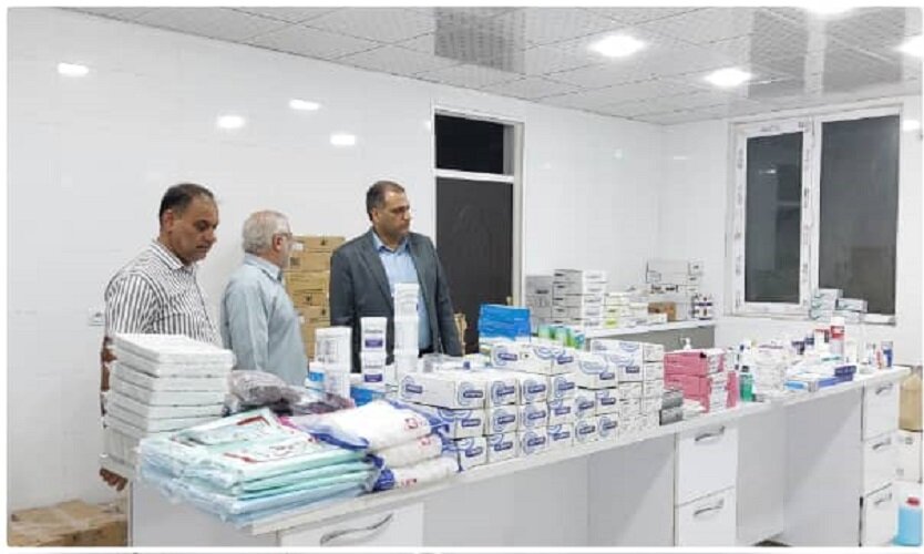 فرماندار بندرلنگه:
                                خدمات پزشکی رایگان به همراه اتاق عمل سیار به روستائیان بندرلنگه ارائه شد