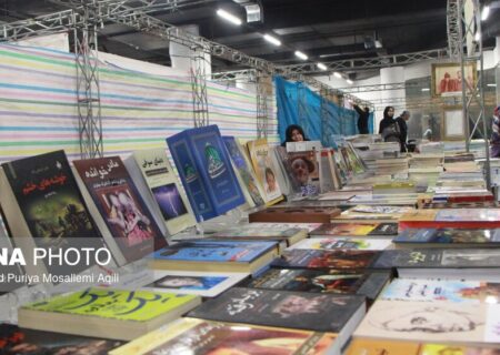 فرماندار ویژه میناب:
                                نمایشگاه کتاب میناب با ۳ هزار عنوان افتتاح شد