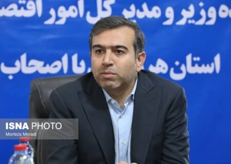 مدیرکل امور اقتصادی و دارایی هرمزگان خبر داد
                                تهاتر اموال مازاد دولت در هرمزگان با پیمانکاران