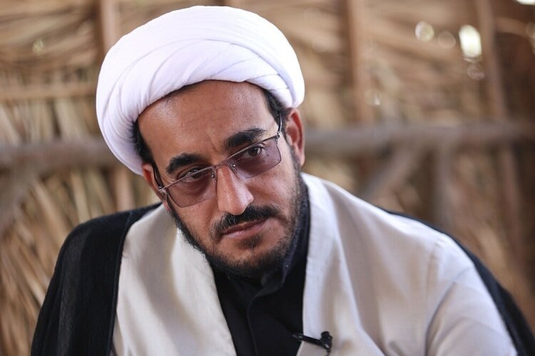 مدیرکل تبلیغات اسلامی هرمزگان:
                                وظیفه طلاب و روحانیون در جهاد تبیین سنگین‌تر و سخت‌تر می شود