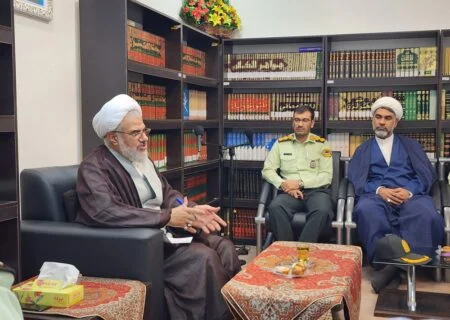 نماینده ولی فقیه در هرمزگان:
                                 نقاط جرم‌خیز بندرعباس پاک‌سازی شود/ معتادین متجاهر بندرعباس ساماندهی شوند