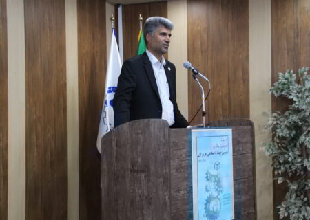 رئیس جهاد دانشگاهی هرمزگان:
                                شرایط برای گام برداشتن در مسیر توسعه در هرمزگان فراهم است