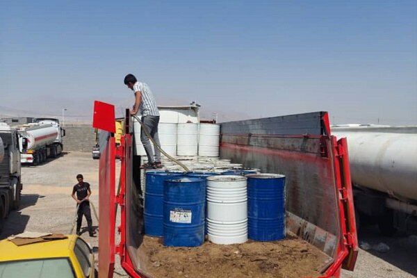 رئیس کل دادگستری هرمزگان خبر داد:
                                کشف ۱۲۸ هزار لیتر سوخت قاچاق در آب‌های خلیج فارس
